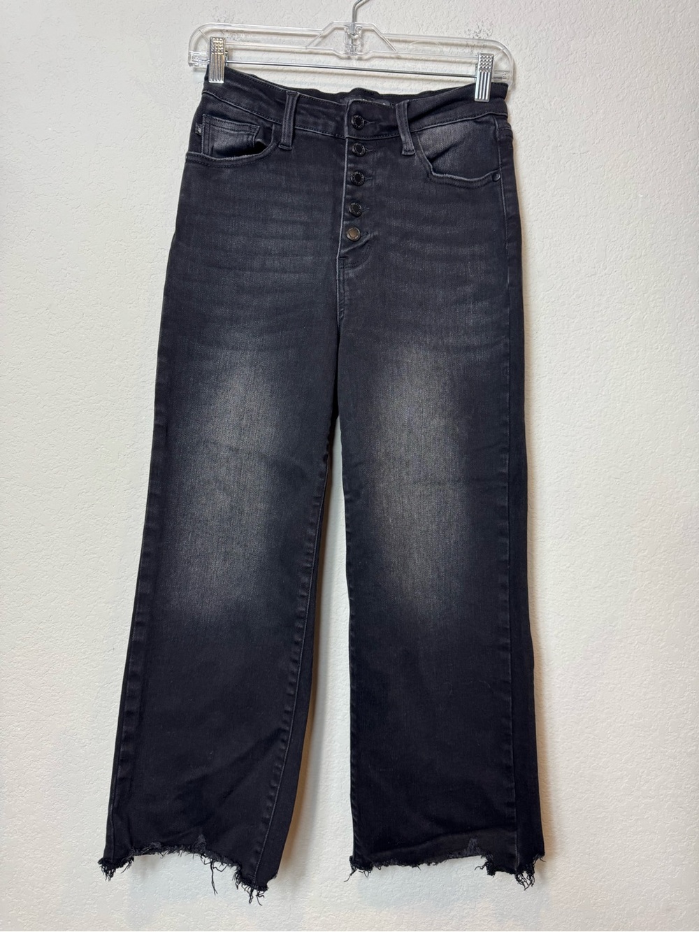 Judy Blue Wide Crop Black Relaxed Washed Button-Fly Jeans Women’s size 3/26